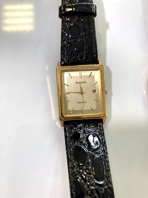 Lot 77 - WATCHES AND JEWELLERY INC 9CT GOLD RING.
