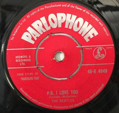 Lot 693 - THE BEATLES - LOVE ME DO - 45-R 4949 - 7" RARITY