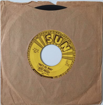 Lot 256 - ELVIS PRESLEY - THAT'S ALRIGHT 7" (ORIGINAL US STOCK SUN 209 COPY)