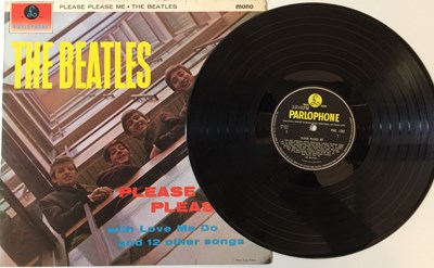 Lot 35 - THE BEATLES - PLEASE PLEASE ME MONO LPs (5TH AND 7TH 1 BOX PRESSINGS)