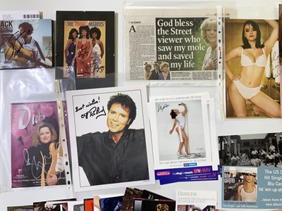 Lot 122 - POP ARTISTS AUTOGRAPHS AND PROMO ITEMS.