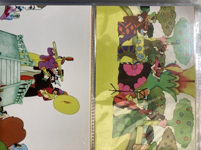 Lot 539 - THE BEATLES - MODERN COLLECTOR'S CARDS.