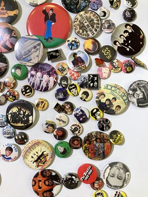 Lot 552 - THE BEATLES - ORIGINAL BADGES.