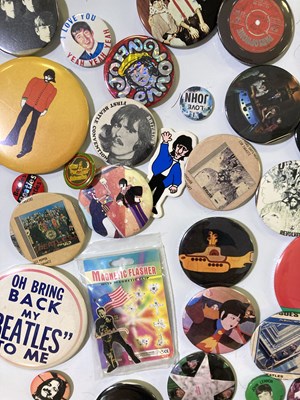 Lot 552 - THE BEATLES - ORIGINAL BADGES.