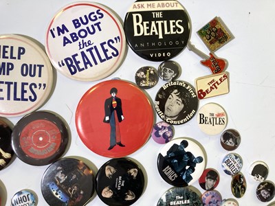 Lot 552 - THE BEATLES - ORIGINAL BADGES.