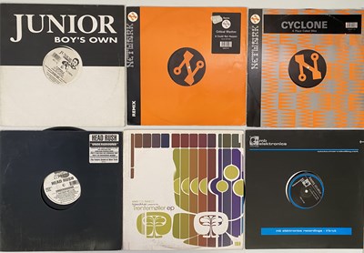 Lot 916 - CLUB CLASSICS & HOUSE / GARAGE / TECHNO - 12" COLLECTION