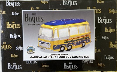 Lot 570 - THE BEATLES - VANDOR COLLECTABLES / TOYS.