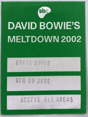 Lot 102 - DAVID BOWIE - FAN CLUB MEMORABILIA.