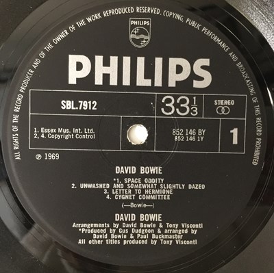 Lot 2 - DAVID BOWIE - S/T LP (UK ORIGINAL - UNASSIGNED CREDITS - MERCURY SBL.7912)
