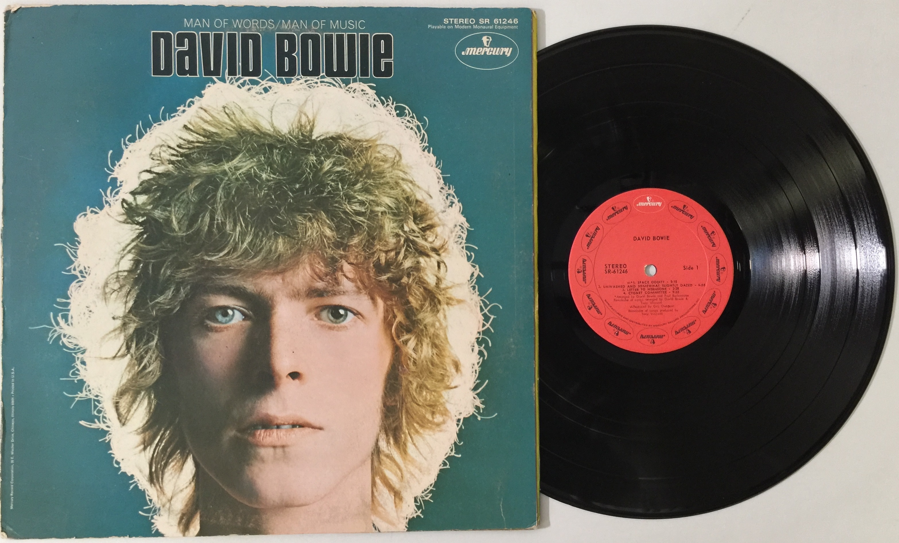 Lot 3 - DAVID BOWIE - MAN OF WORDS/ MAN OF MUSIC LP