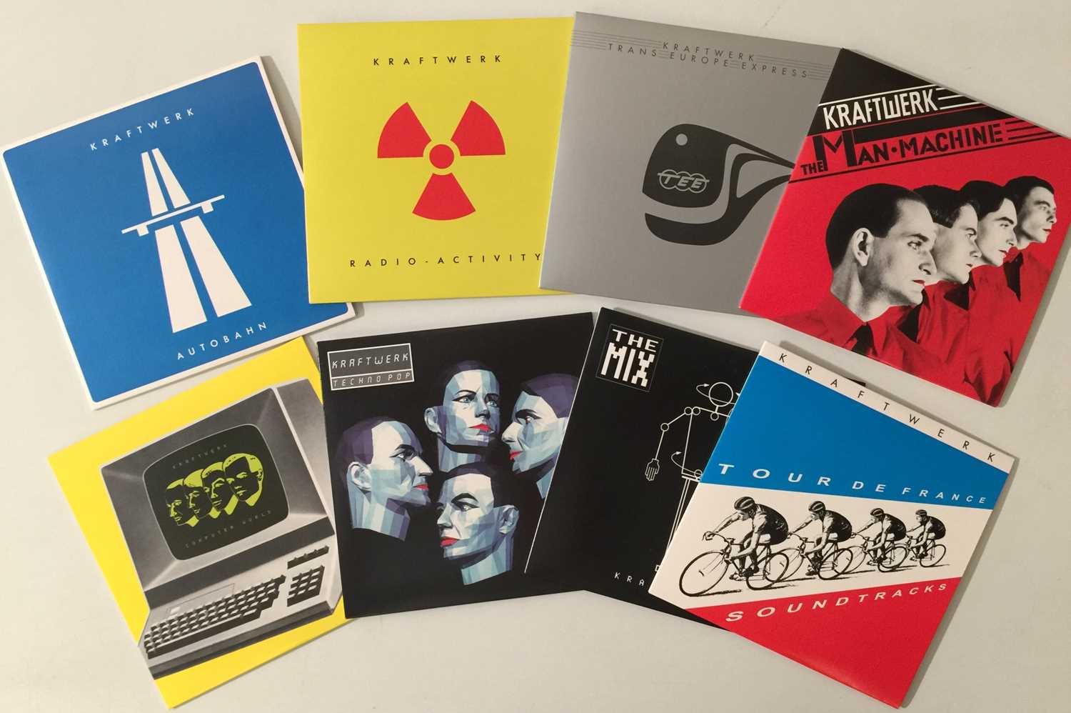Lot 4 KRAFTWERK THE CATALOGUE 12345678 (CD BOX SET