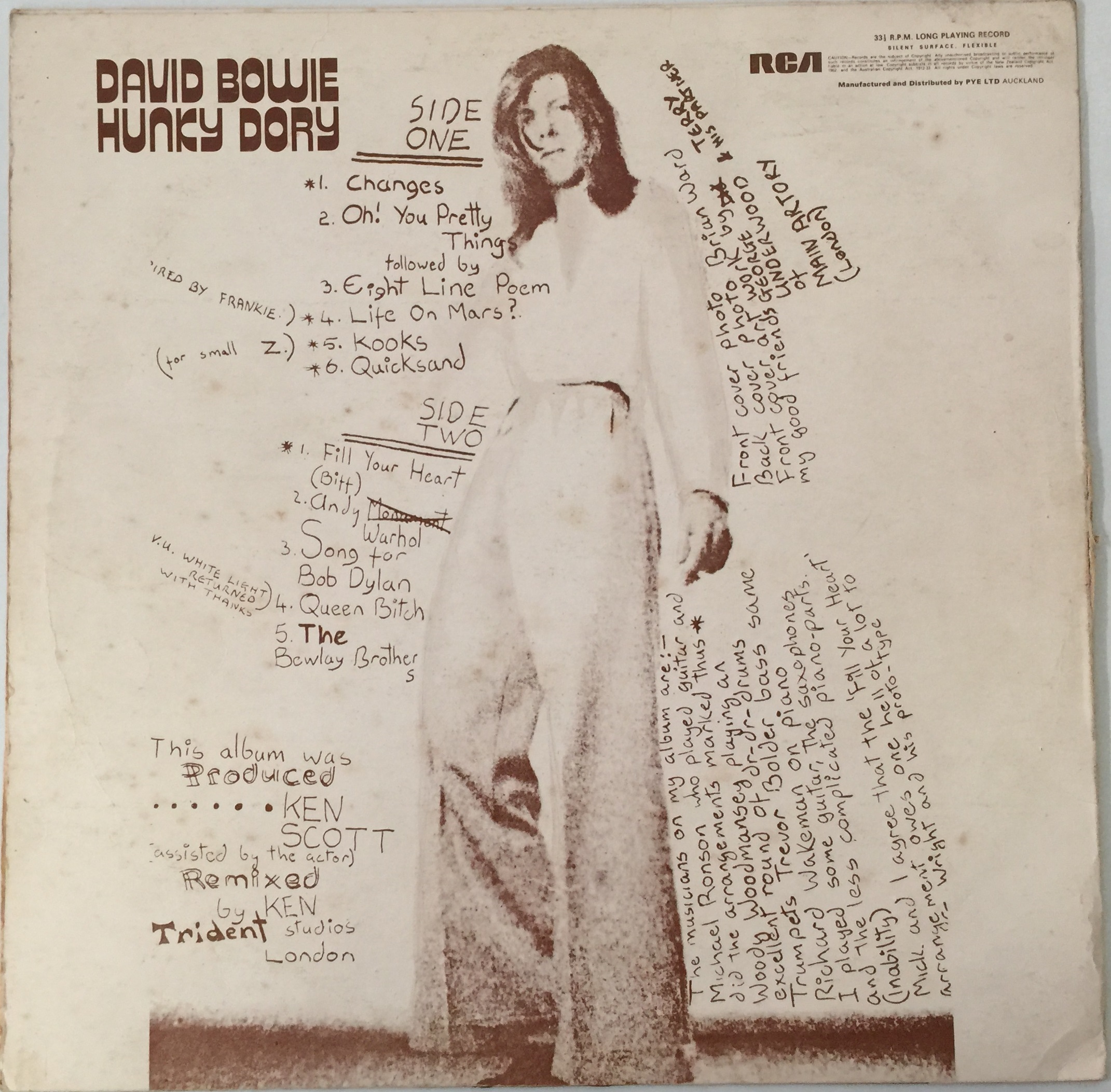 Lot 5 - DAVID BOWIE - HUNKY DORY LP (NEW ZEALAND OG
