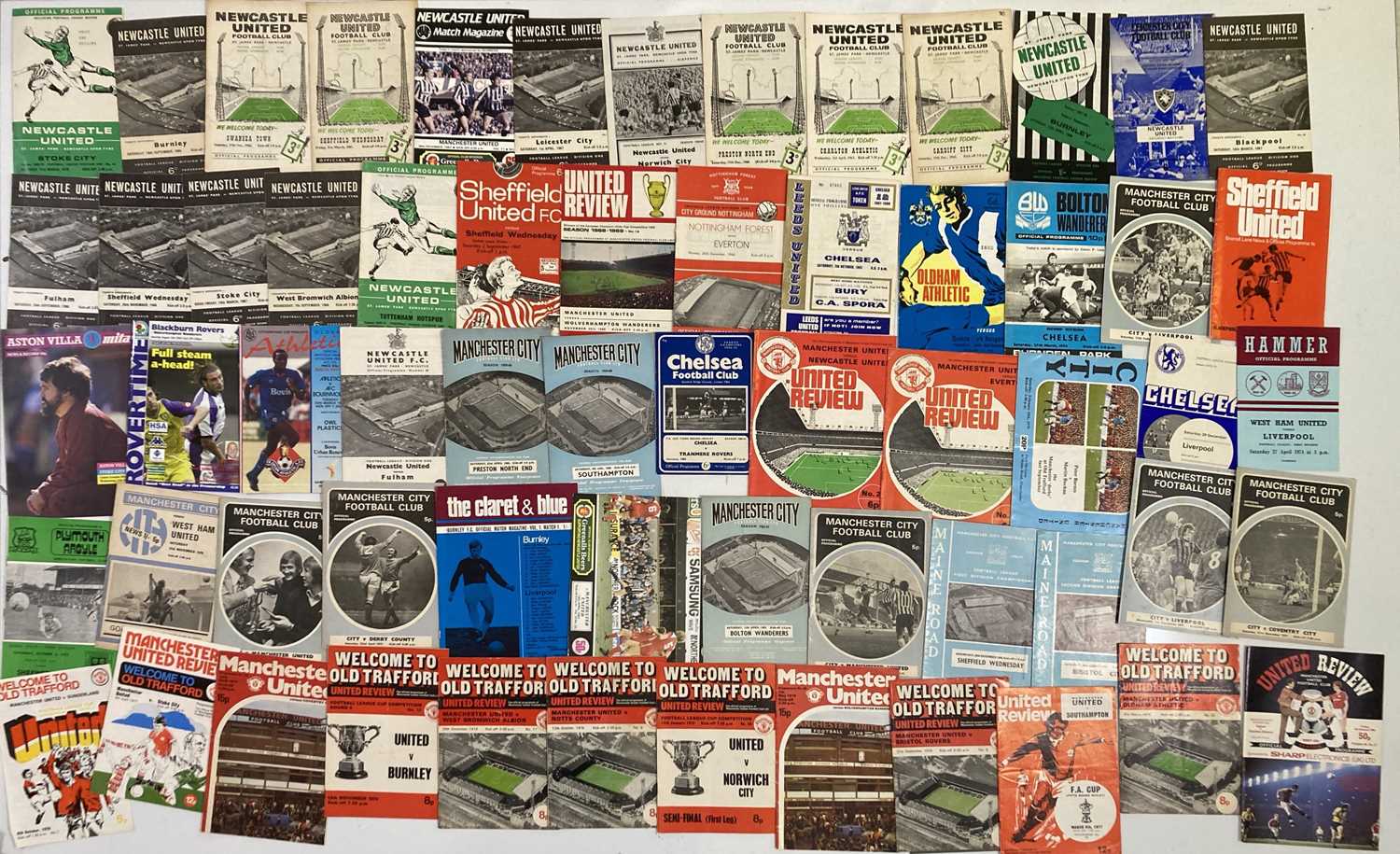 Lot 95 - FOOTBALL MEMORABILIA - PROGRAMMES C 1960S