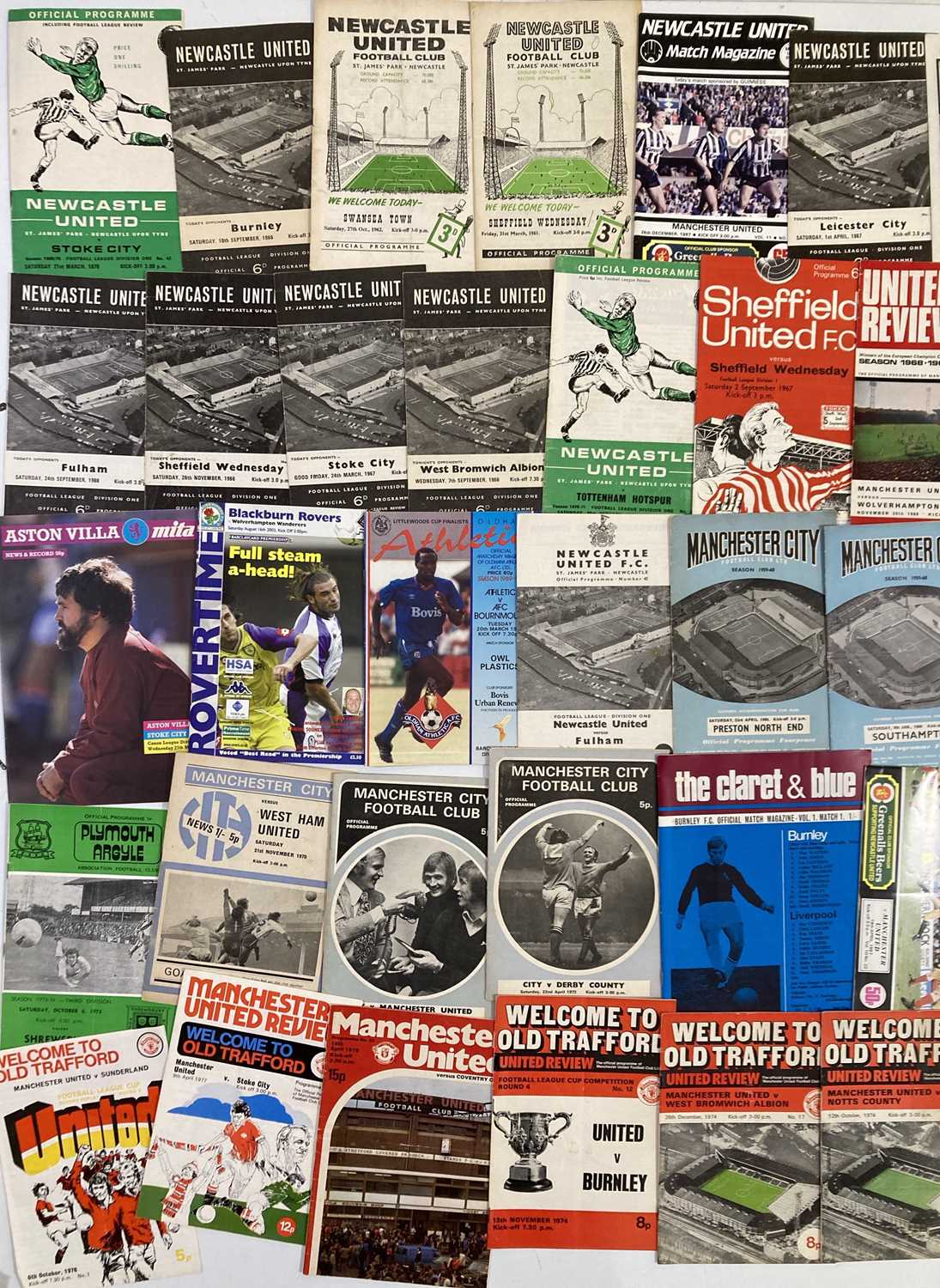 Lot 95 - FOOTBALL MEMORABILIA - PROGRAMMES C 1960S