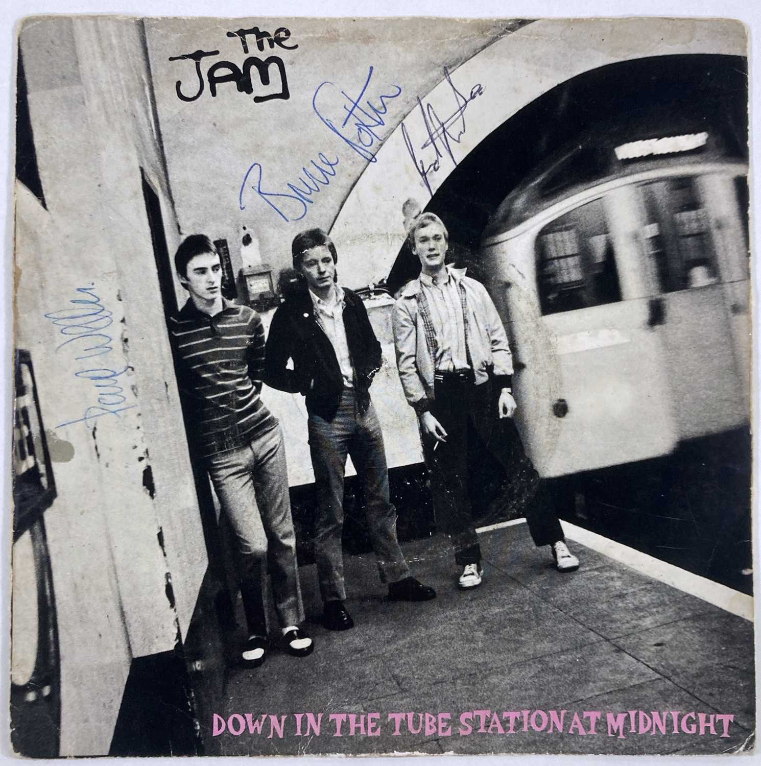 Lot 455 - THE JAM - SIGNED 7" SINGLE.