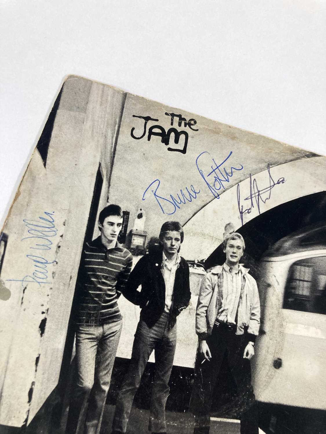 Lot 455 THE JAM SIGNED 7" SINGLE.