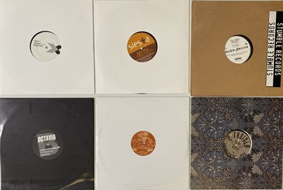 Lot 15 - HOUSE - 12" COLLECTION