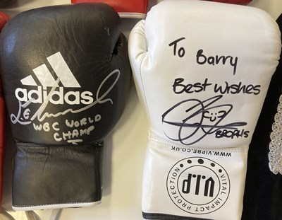 Lot 183 - SIGNED BOXING GLOVES