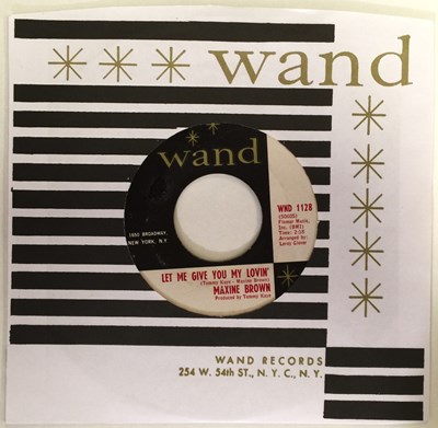 Lot 266 - MAXINE BROWN - LET ME GIVE YOU MY LOVIN' 7" (NORTHERN - WAND WND 1128)