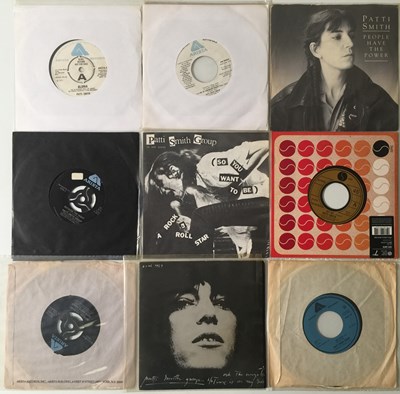 Lot 325 - PATTI SMITH - LP/12"/7" COLLECTION