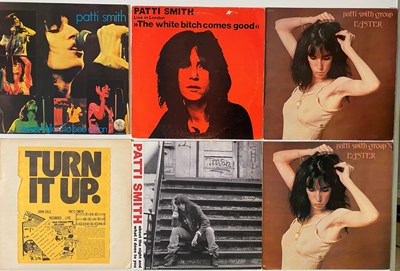 Lot 325 - PATTI SMITH - LP/12"/7" COLLECTION