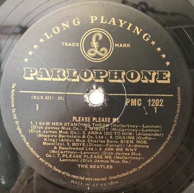 Lot 703 - THE BEATLES - PLEASE PLEASE ME LP (1ST UK MONO 'BLACK AND GOLD' PRESSING - PMC 1202)