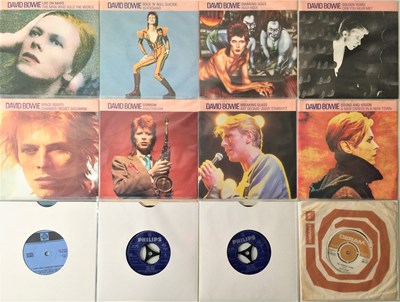 Lot 31 - DAVID BOWIE - 7" COLLECTION