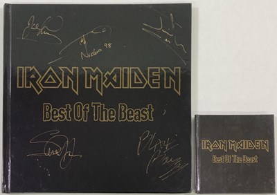 Lot 278 - IRON MAIDEN - BEST OF THE BEAST FULLY SIGNED AND MISPRINTED CD WALLET.