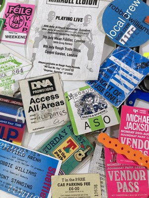 Lot 128 - VIP / BACKSTAGE PASSES AND WRISTBANDS - OASIS/BON JOVI/MICHAEL JACKSON.