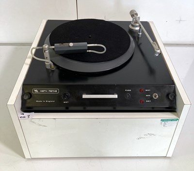 Lot 2 - KEITH MONKS RCM-MKII (THE CLASSIC) RECORD CLEANER.