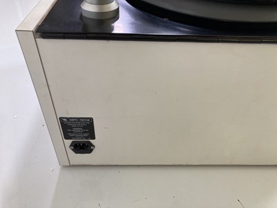Lot 2 - KEITH MONKS RCM-MKII (THE CLASSIC) RECORD CLEANER.