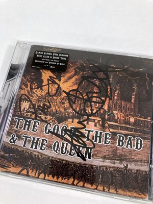 Lot 272 - DRUM SKIN SIGNED BY MEMBERS OF GOOD, BAD AND THE QUEEN INC ALBARN / SIMONON.