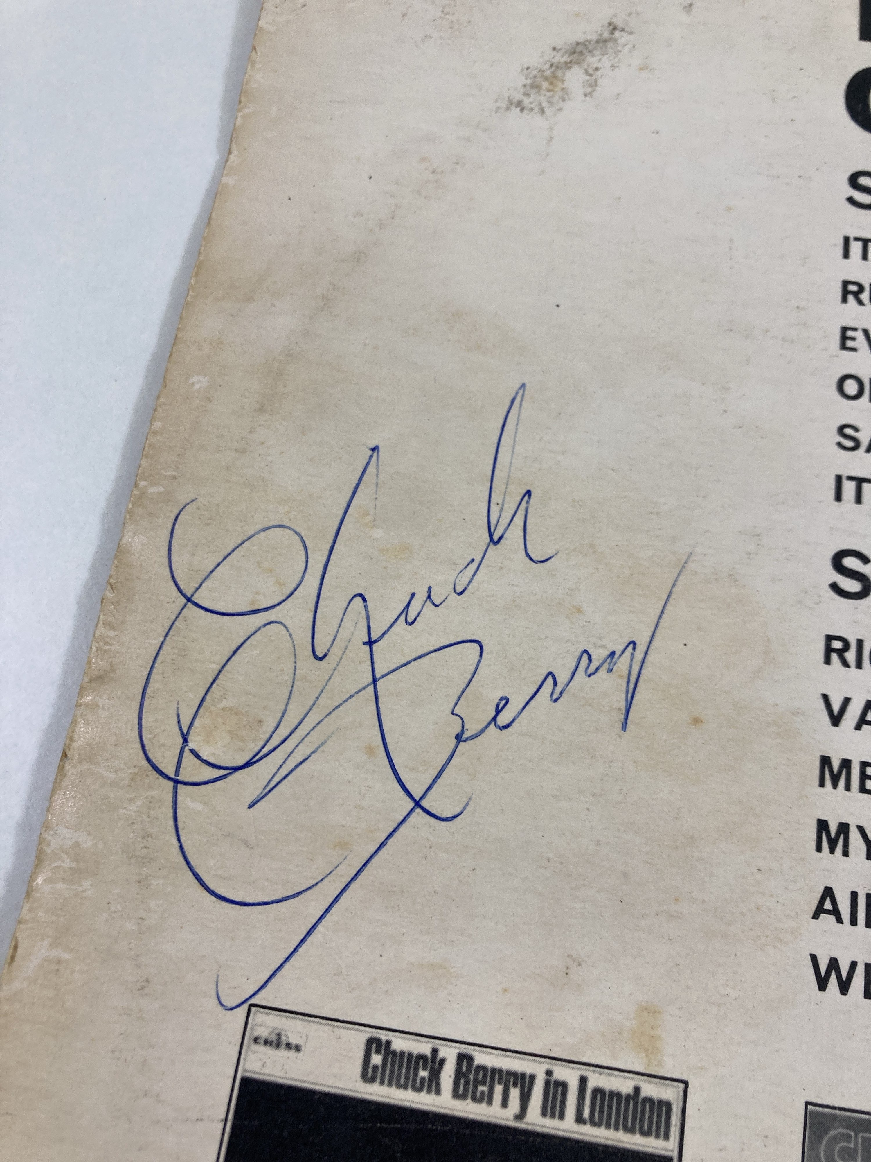 Lot 337 - CHUCK BERRY - A TWICE SIGNED LP.