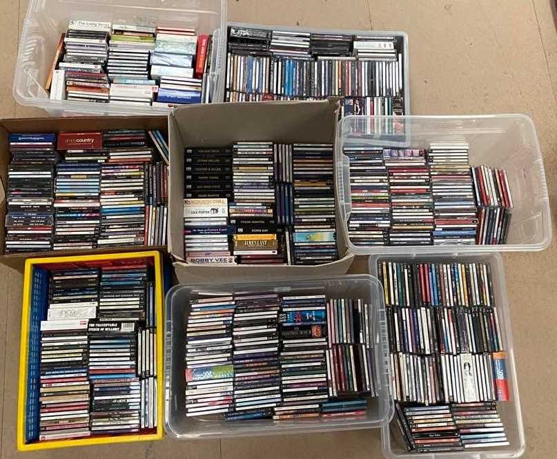 Lot 821 - CD COLLECTION