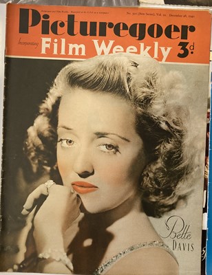 Lot 61 - BETTE DAVIS MEMORABILIA