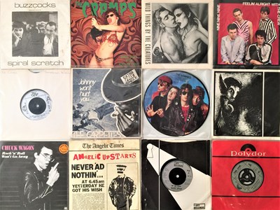 Lot 916 - PUNK / WAVE / GOTH / MOD - 7" COLLECTION