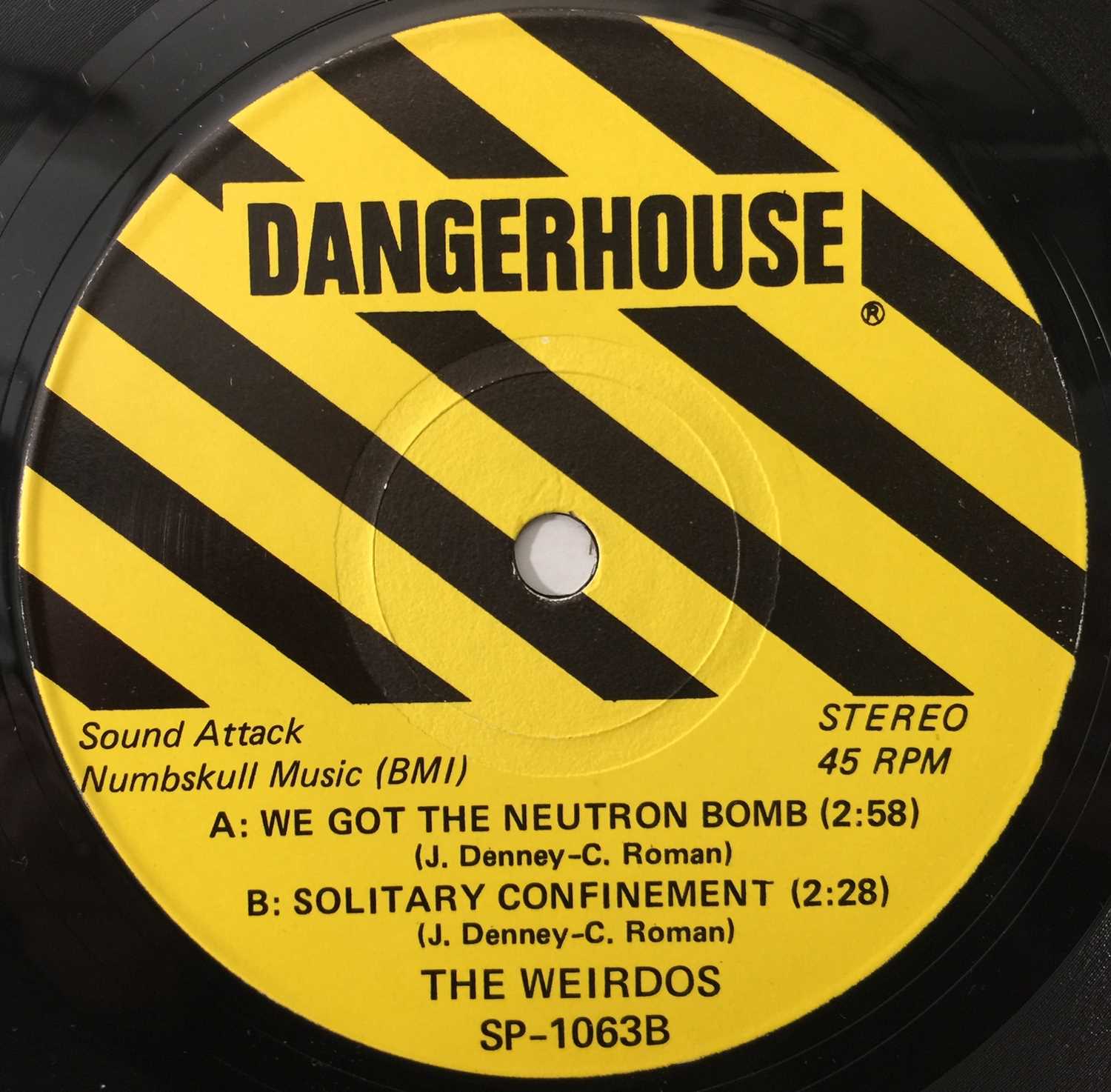 Lot 31 - WEIRDOS - WE GOT THE NEUTRON BOMB 7