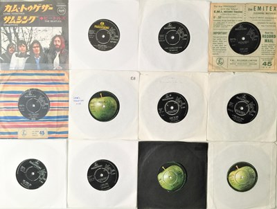 Lot 1028 - ROCK & POP - 7" COLLECTION