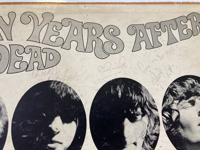 Lot 298 - TEN YEARS AFTER - SIGNED LP.