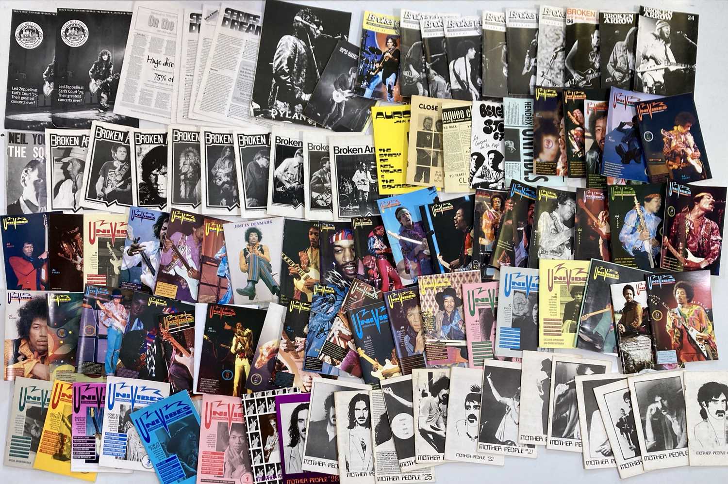 Lot 94 - MUSIC FANZINES AND MAGAZINES INC BEATLES MONTHLY MAGAZINES.