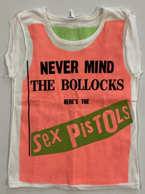 Lot 425 - ORIGINAL SEX PISTOLS NEVER MIND THE BOLLOCKS T-SHIRT.