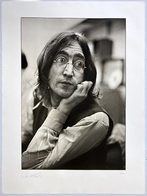 Lot 220 - LINDA MCCARTNEY - LIMITED EDITION PRINT WITH CERTIFICATE SIGNED BY PAUL MCCARTNEY, JOHN LENNON, LONDON, 1968.