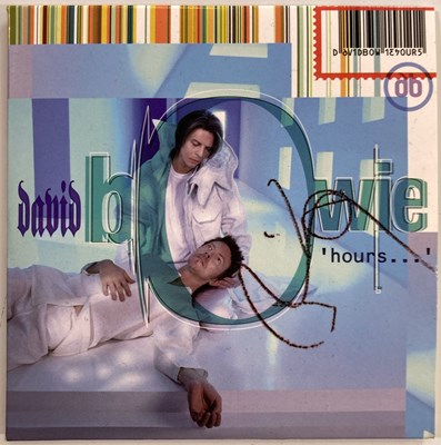 Lot 136 - DAVID BOWIE - A SIGNED CD COPY OF HOURS.