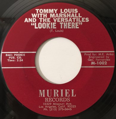 Lot 275 - TOMMY LOUIS - LOOKIE THERE / WAIL BABY WAIL (MURIEL RECORDS - M-1002 / M-1003)