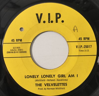 Lot 140 - THE VELVELETTES - LONELY LONELY GIRL AM I 7" (US NORTHERN - VIP-25017)