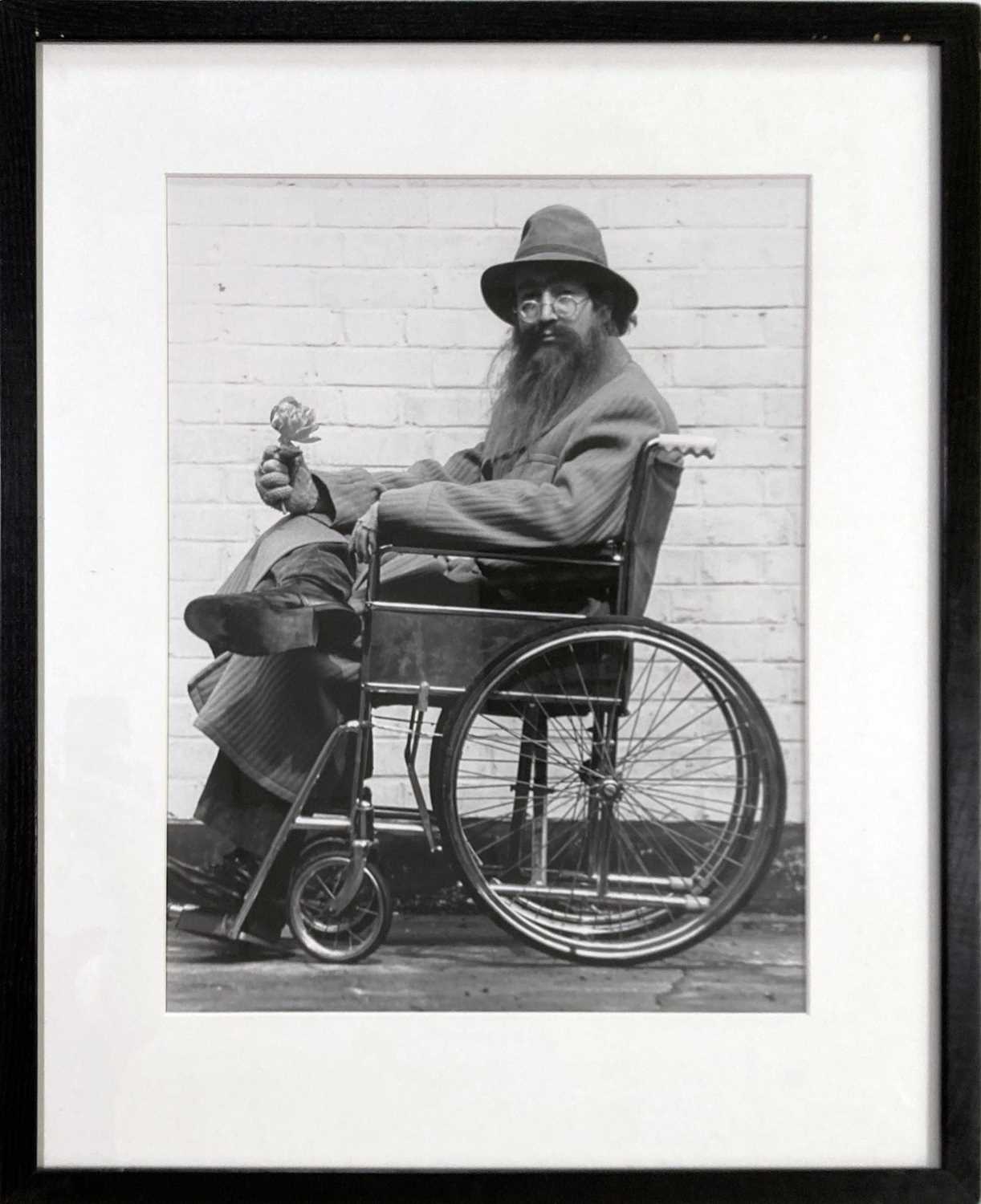 Lot 229 - ROBERT FREEMAN - JOHN LENNON PHOTOGRAPH.