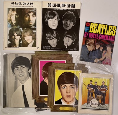 Lot 161 - THE BEATLES - 1960S COLLECTABLES INC FAN CLUB EPHEMERA.