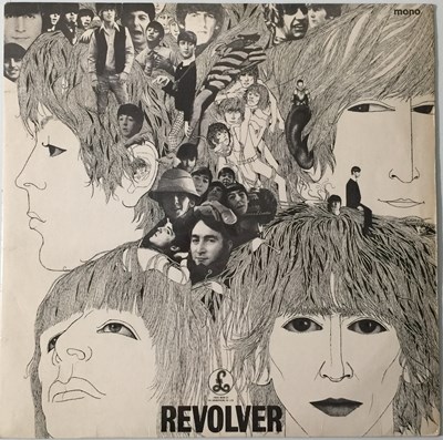 Lot 32 - THE BEATLES - REVOLVER LP (UK WITH DRAWN MIX - PMC 7009)
