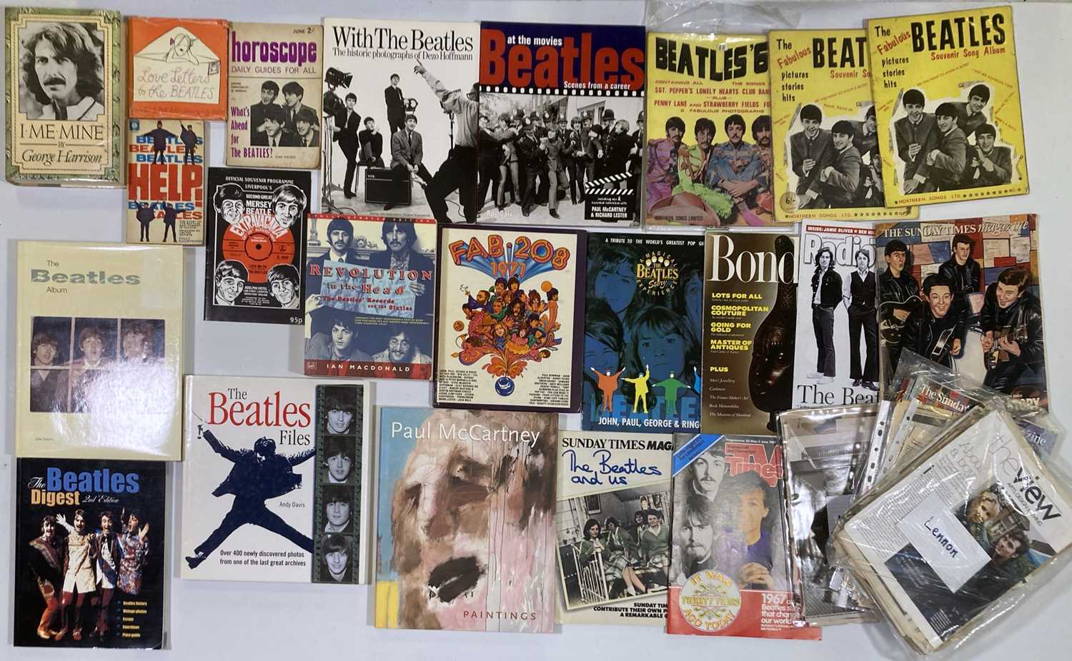 Lot 192 - THE BEATLES - BOOKS AND MAGAZINES.