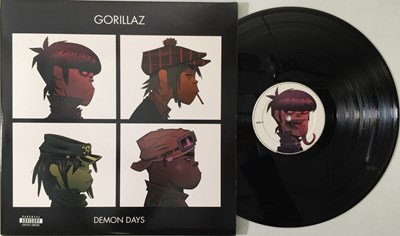 Lot 4 - GORILLAZ - DEMON DAYS LP (UK ORIGINAL - 0724387383814)